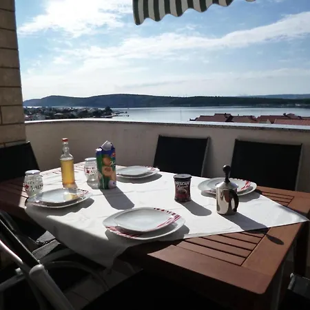 Klimatisierte Mit Whirlpool Und Grill Apartment
