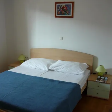 Klimatisierte Mit Whirlpool Und Grill Apartment